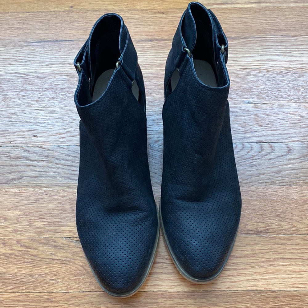 Caslon Booties - Picture 2 of 6